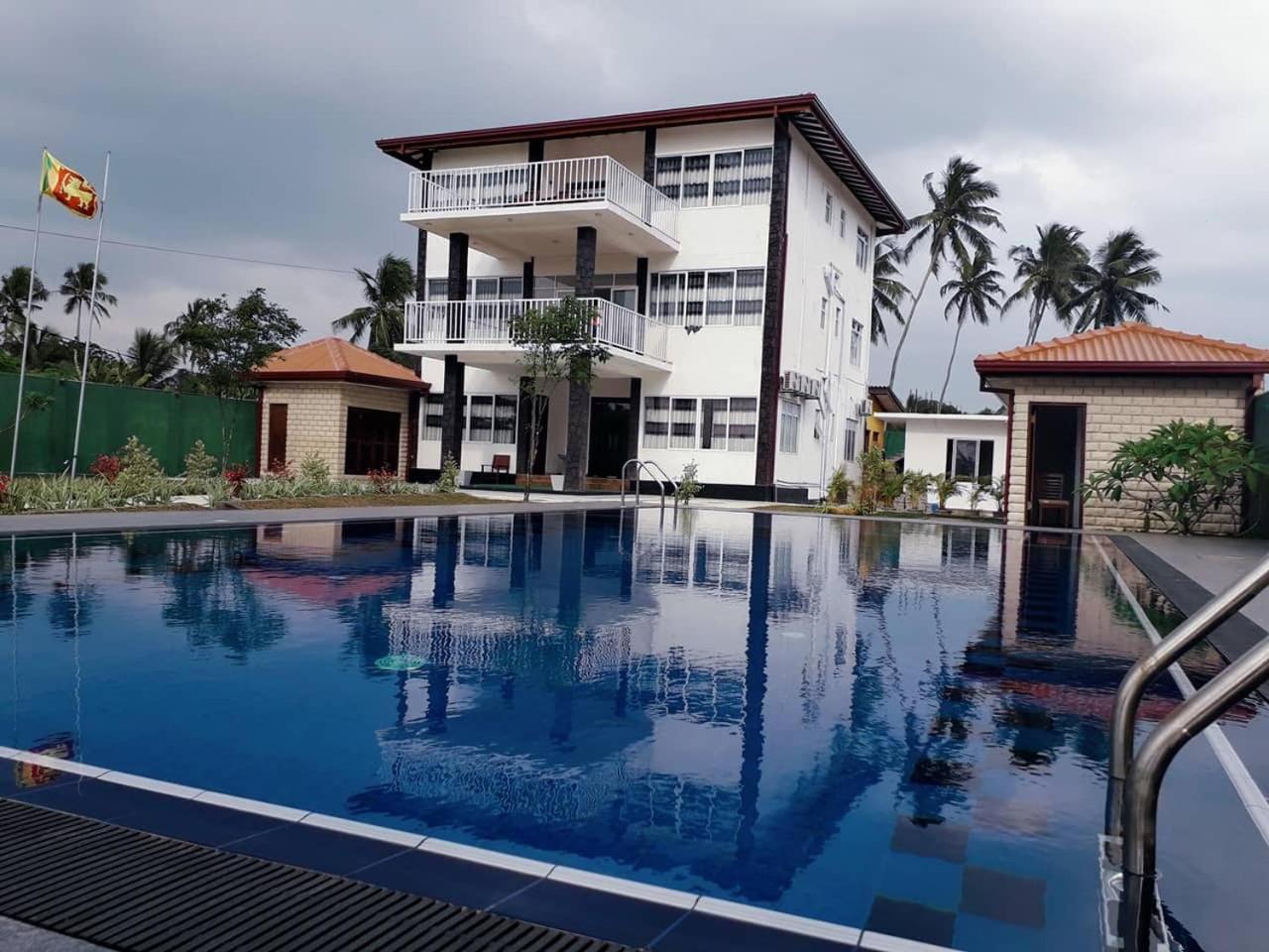 Blue Beach Villa Wadduwa Eksteriør bilde